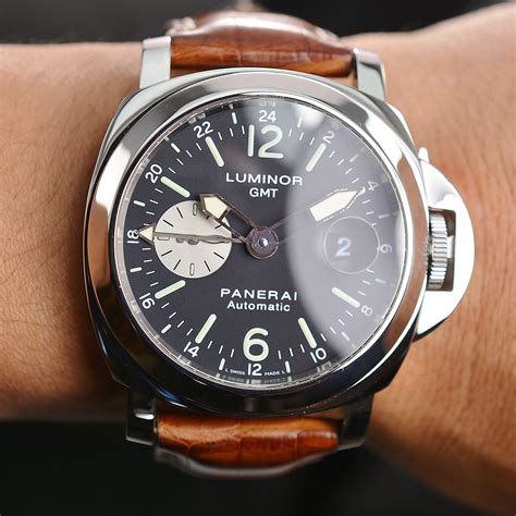 luminor gmt panerai automatic preis|Panerai Luminor gmt 44mm price.